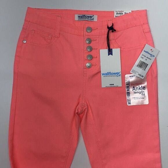 New Wallflower skinny girl jeans - Picture 3 of 5